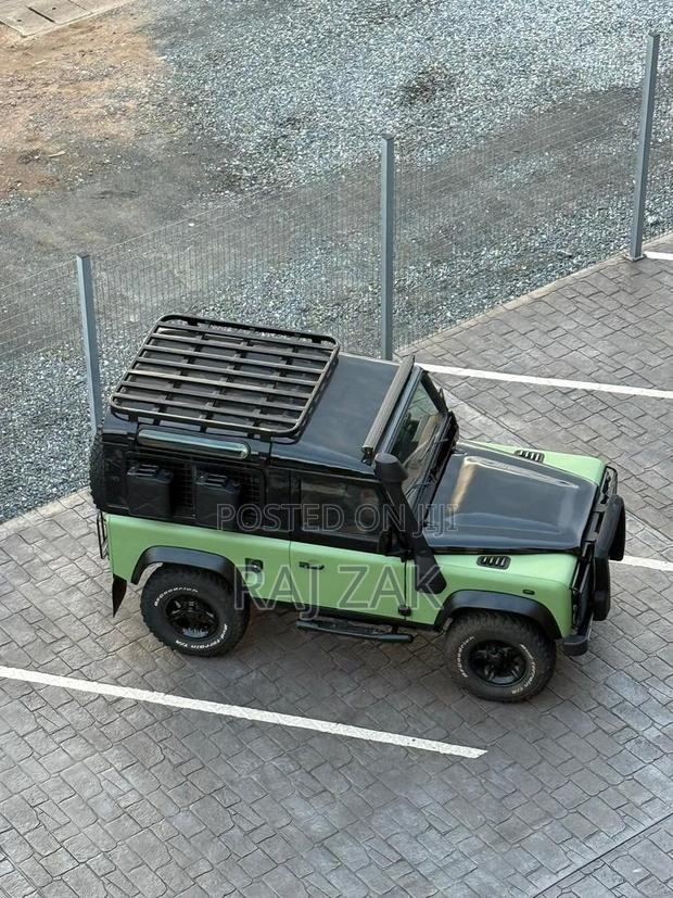 Land Rover Defender 1996 Green