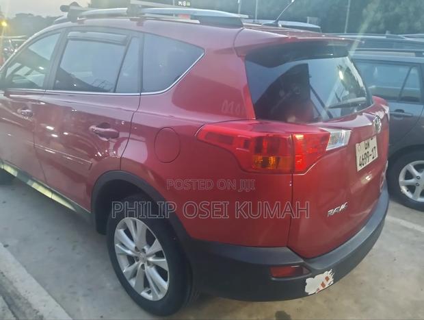 Toyota RAV4 Limited 4dr SUV AWD (2.5L 4cyl 6A) 2014 Red