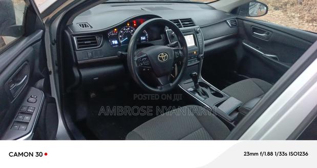 Toyota Camry LE 4dr Sedan (2.5L 4cyl 6A) 2015 Silver