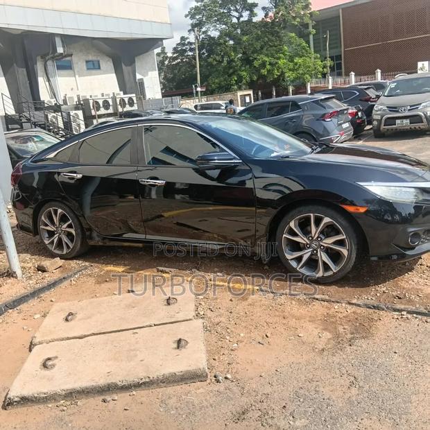 Honda Civic Touring 4dr Sedan (1.5L 4cyl) 2016 Black