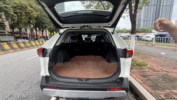 Toyota RAV4 2020 White