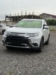 Mitsubishi Outlander 2.0 PHEV AWD 2018 White for sale