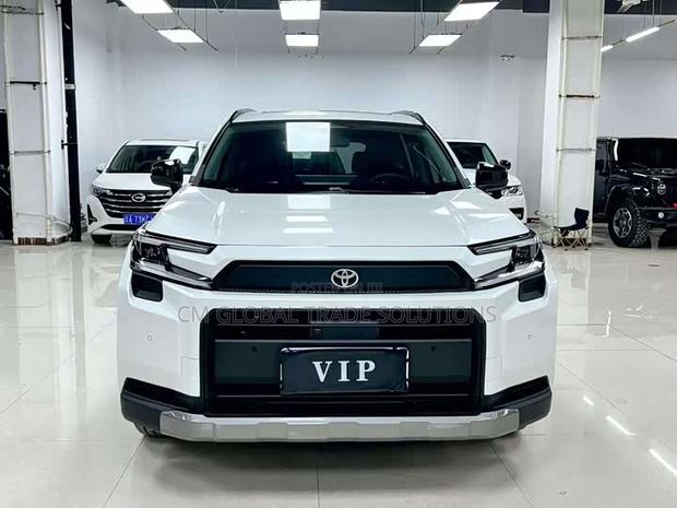 New Toyota RAV4 2025 White