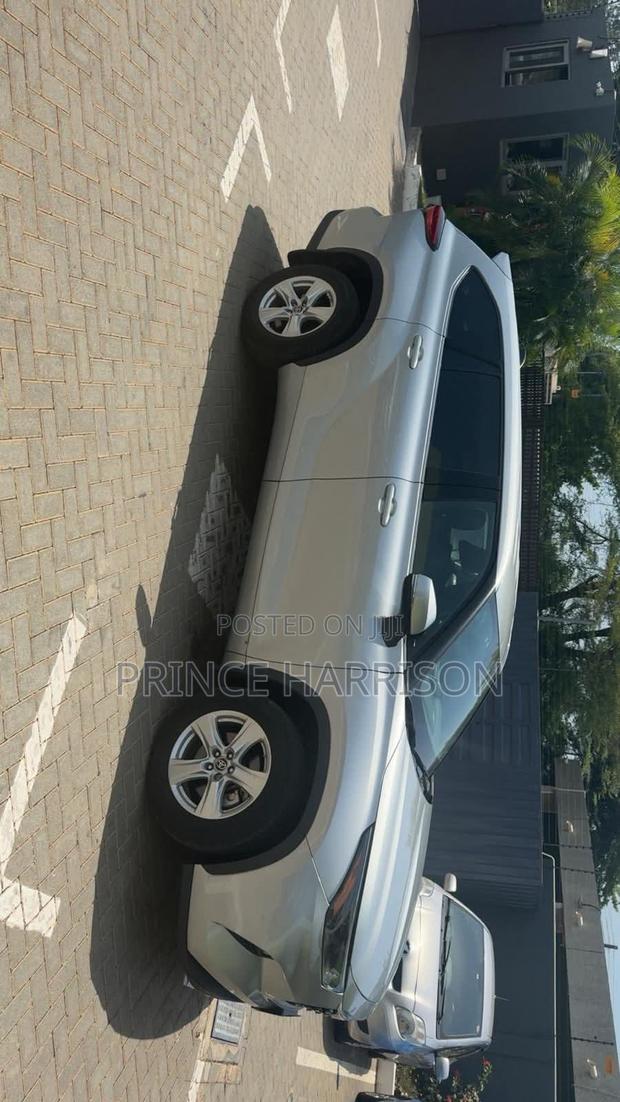 Toyota Highlander LE AWD 2023 Silver