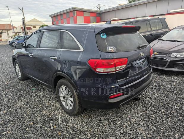 Kia Sorento 4dr SUV 2016 Blue