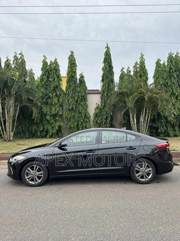Hyundai Elantra Value Edition 2018 Black