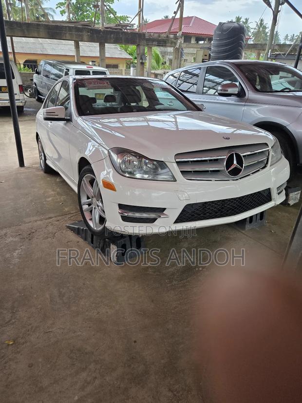 Mercedes-Benz C250 2013 White