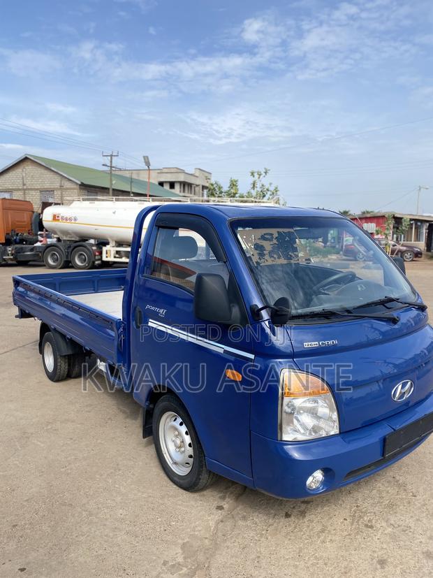 Hyundai Porter II 2013 Blue