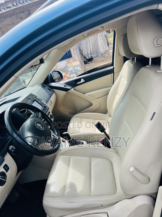 Volkswagen Tiguan 2017 Blue