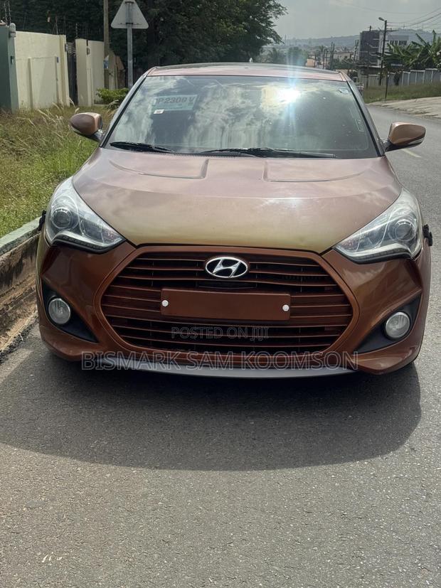 Hyundai Veloster 2013 Beige