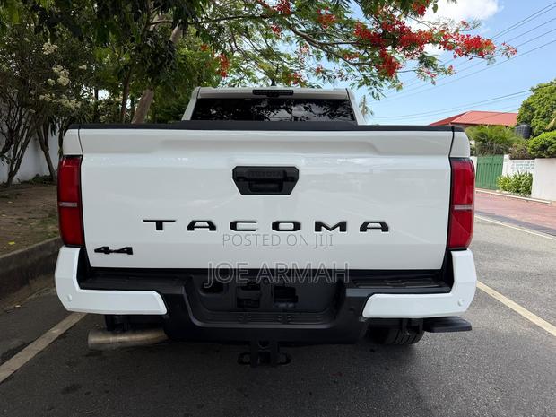 Toyota Tacoma TRD Sport Double Cab 4WD 5.0 ft. SB (Automatic) 2025