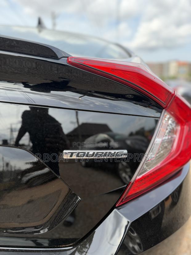 Honda Civic Touring Sedan 2019 Black