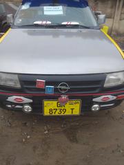 Opel Astra 2000 Yellow for sale