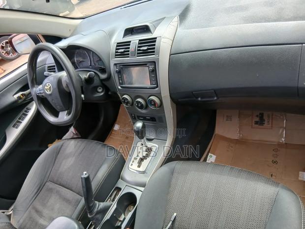 Toyota Corolla 2013 Red