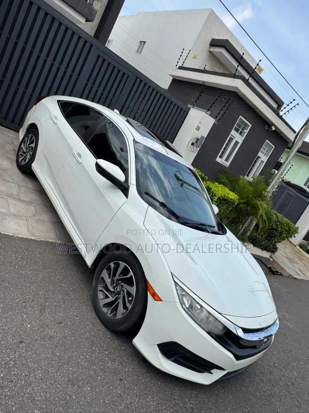 Honda Civic EX Sedan 2018 White