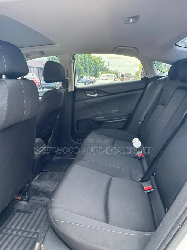 Honda Civic EX Sedan 2018 White