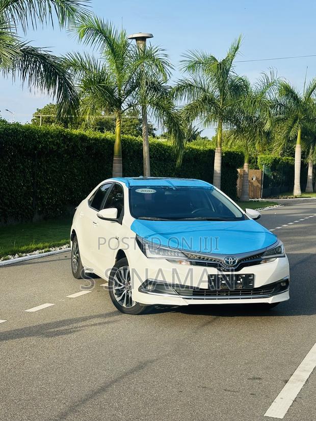 Toyota Corolla 2020 White