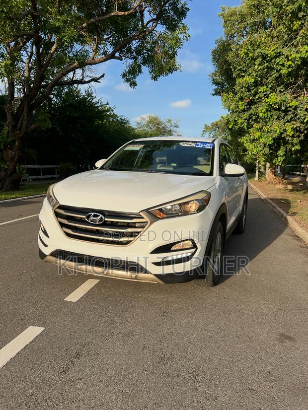 Hyundai Tucson SE FWD 2017 White