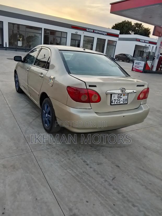 Toyota Corolla LE 2007 Gold