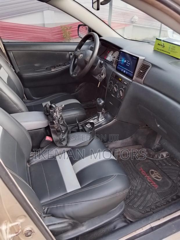 Toyota Corolla LE 2007 Gold