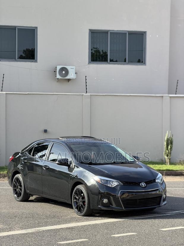 Toyota Corolla S Plus 4dr Sedan (1.8L 4cyl CVT) 2016 Black