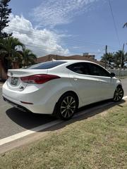 Hyundai Elantra 2013 White for sale