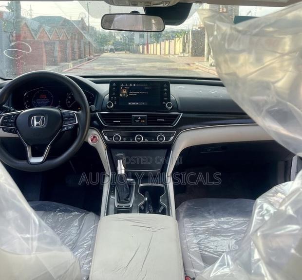 Honda Accord 2019 White