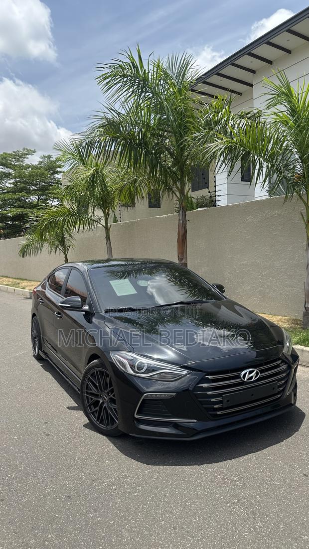 Hyundai Avante 2018 Black