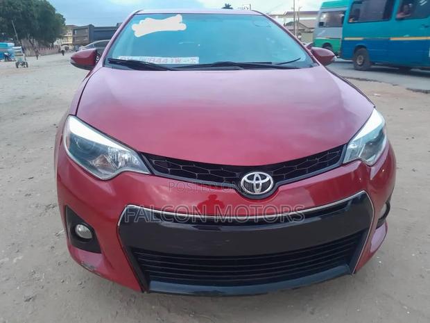 Toyota Corolla S Premium 4dr Sedan (1.8L 4cyl CVT) 2016 Red