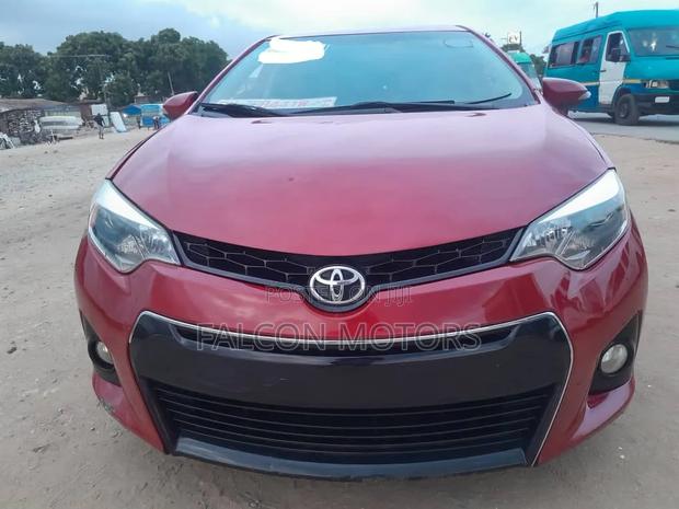 Toyota Corolla S Premium 4dr Sedan (1.8L 4cyl CVT) 2016 Red