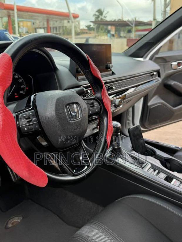 Honda Civic 2024 White