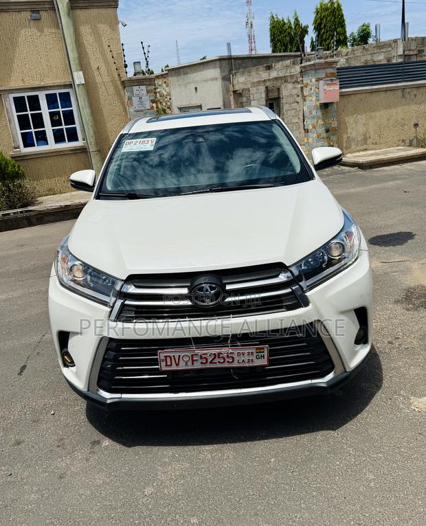 Toyota Highlander XLE 2019 White