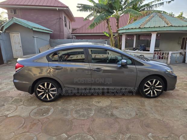 Honda Civic EX-L 4dr Sedan w/Nav (1.8L 4cyl CVT) 2014 Gray