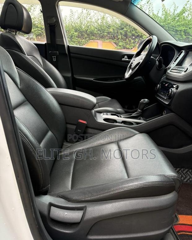 Hyundai Tucson 2016 Brown