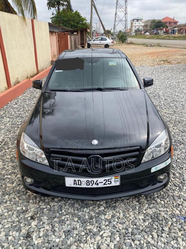 Mercedes-Benz C300 Sport 4Matic Sedan AWD (3.0L 6cyl 7A) 2011 Black