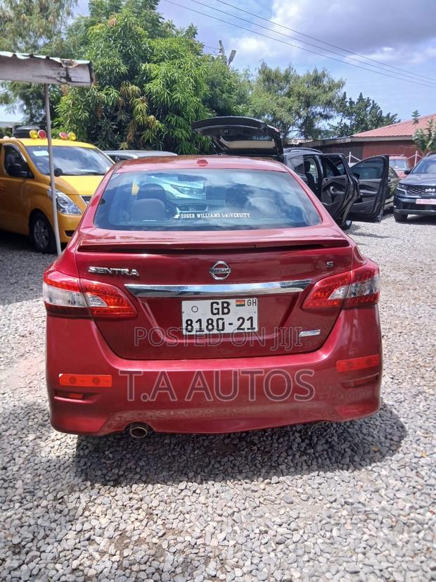 Nissan Sentra S 4dr Sedan (1.8L 4cyl 6M) 2015 Red
