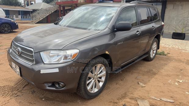 Toyota Highlander Hybrid Limited 2010 Gray