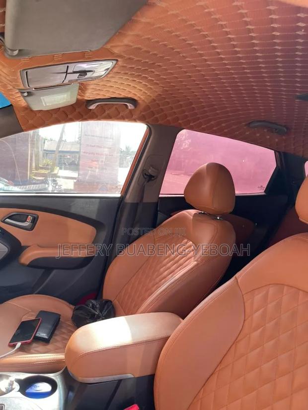 Hyundai Ix35 2011 Orange