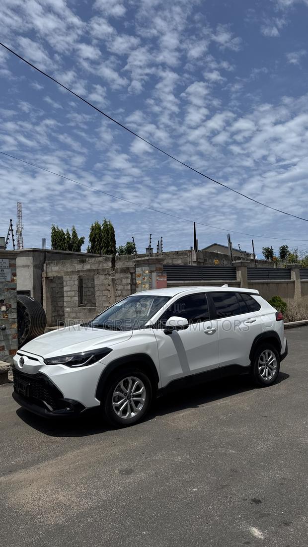Toyota Frontlander 2.0 Petrol FWD 2025 White