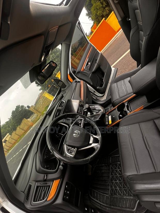 Honda CR-V Touring AWD 2020 White