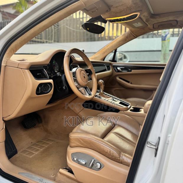 Porsche Macan Turbo 2016 White