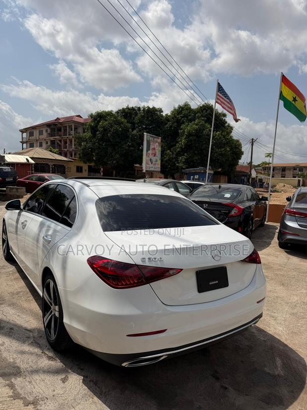 Mercedes-Benz C300 2023 White