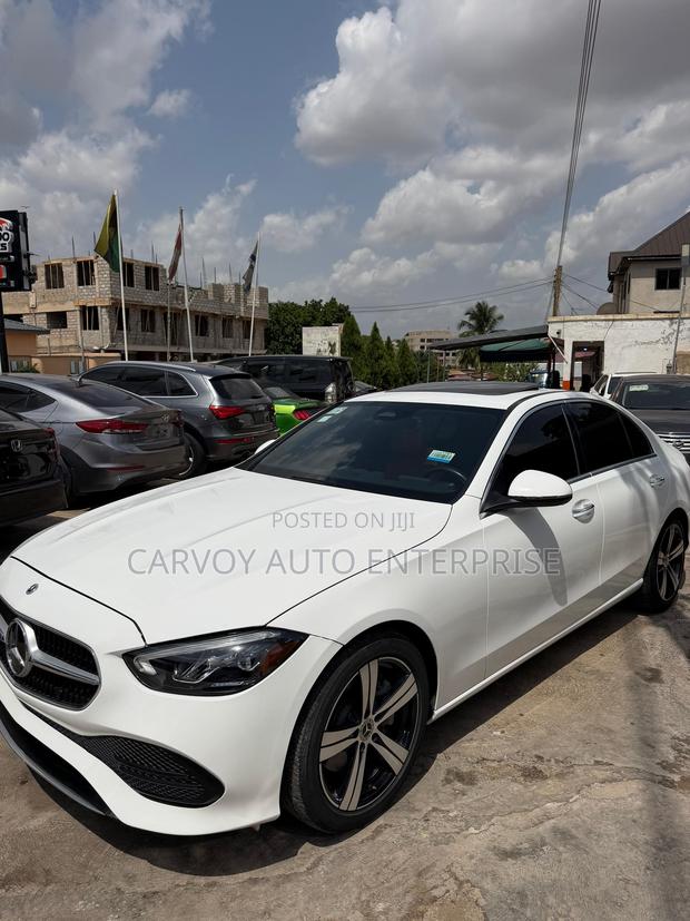 Mercedes-Benz C300 2023 White
