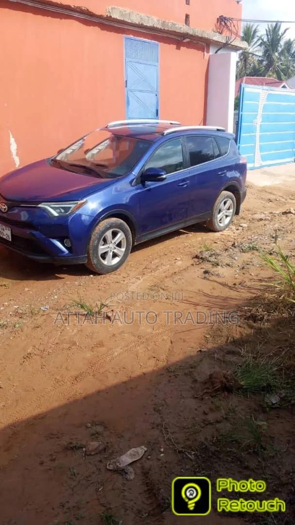 Toyota RAV4 2015 Blue