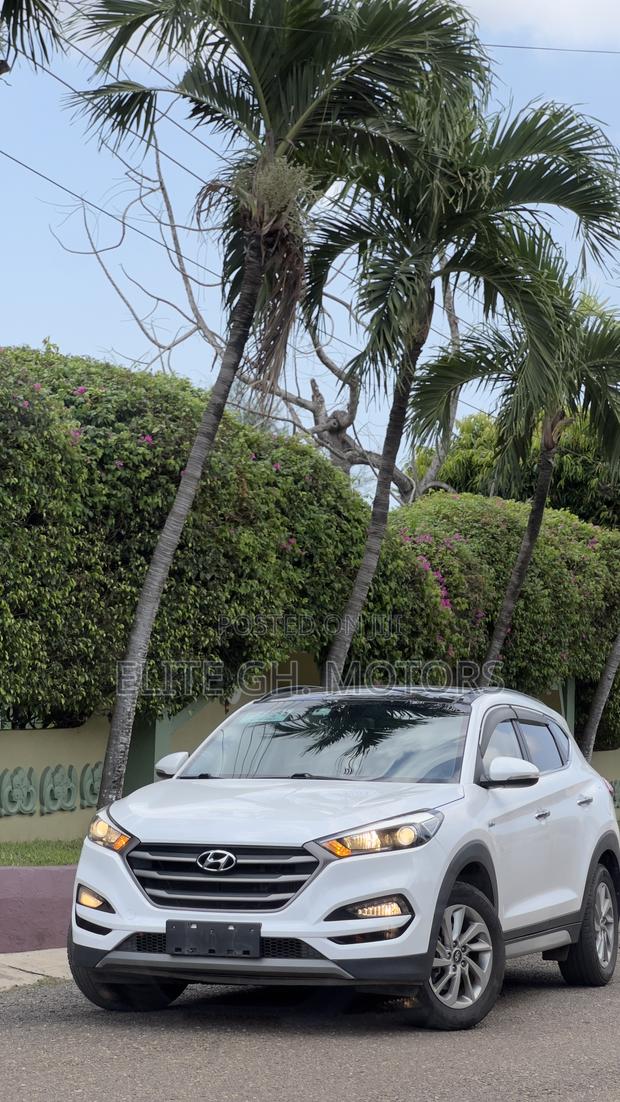 Hyundai Tucson 2018 White