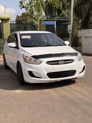 Hyundai Accent SE Hatchback 2017 White for sale