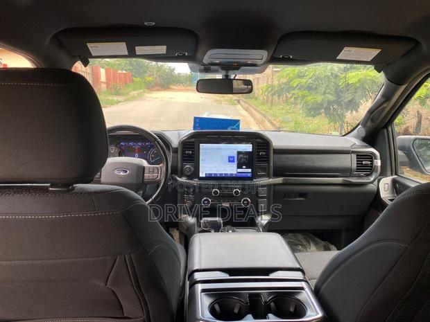 Ford F-150 XLT 2021 Black