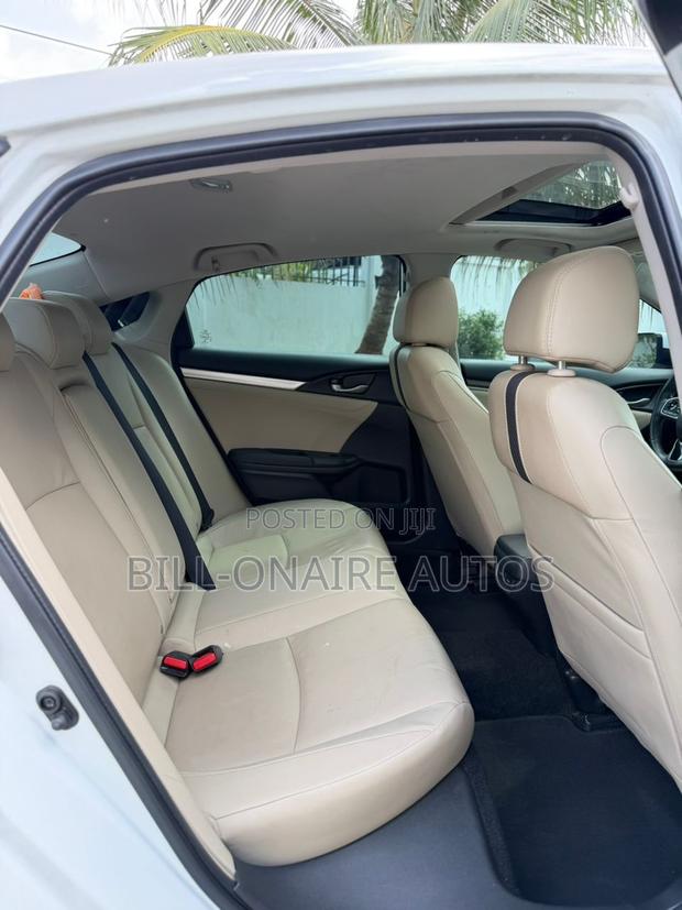 Honda Civic Touring Sedan 2020 White