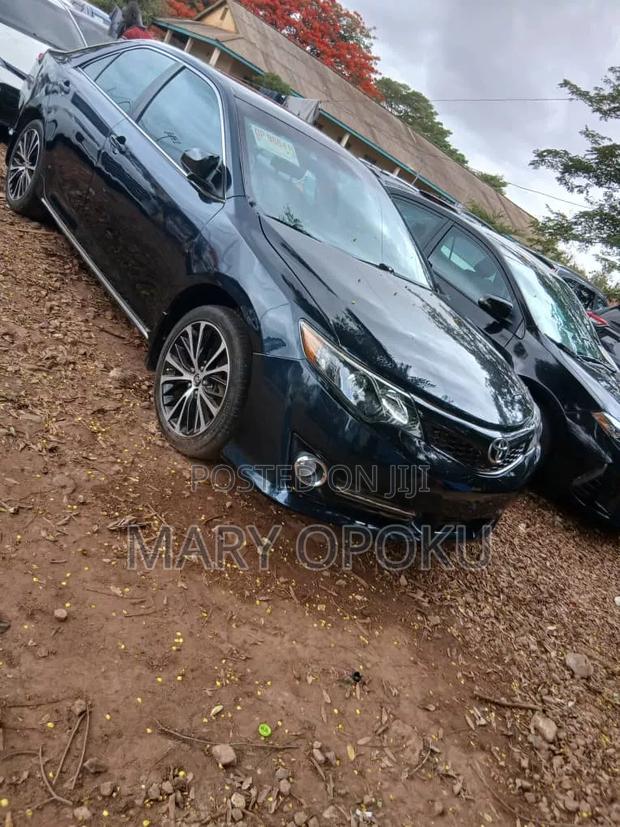 Toyota Camry LE 4dr Sedan (2.5L 4cyl 6A) 2014 Black