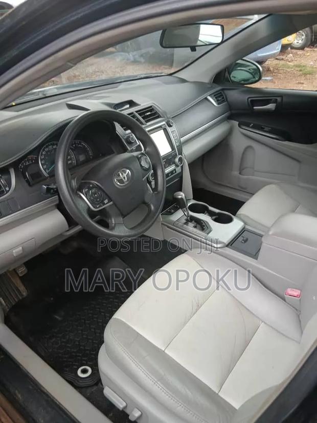 Toyota Camry LE 4dr Sedan (2.5L 4cyl 6A) 2014 Black